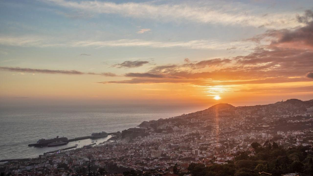 funchal zonsondergang