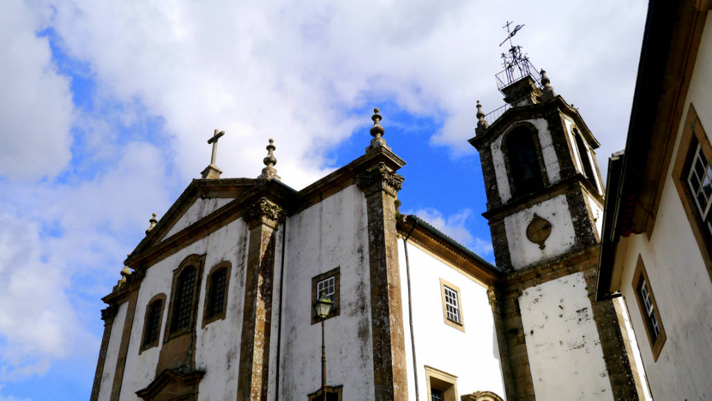 church Valenca old town