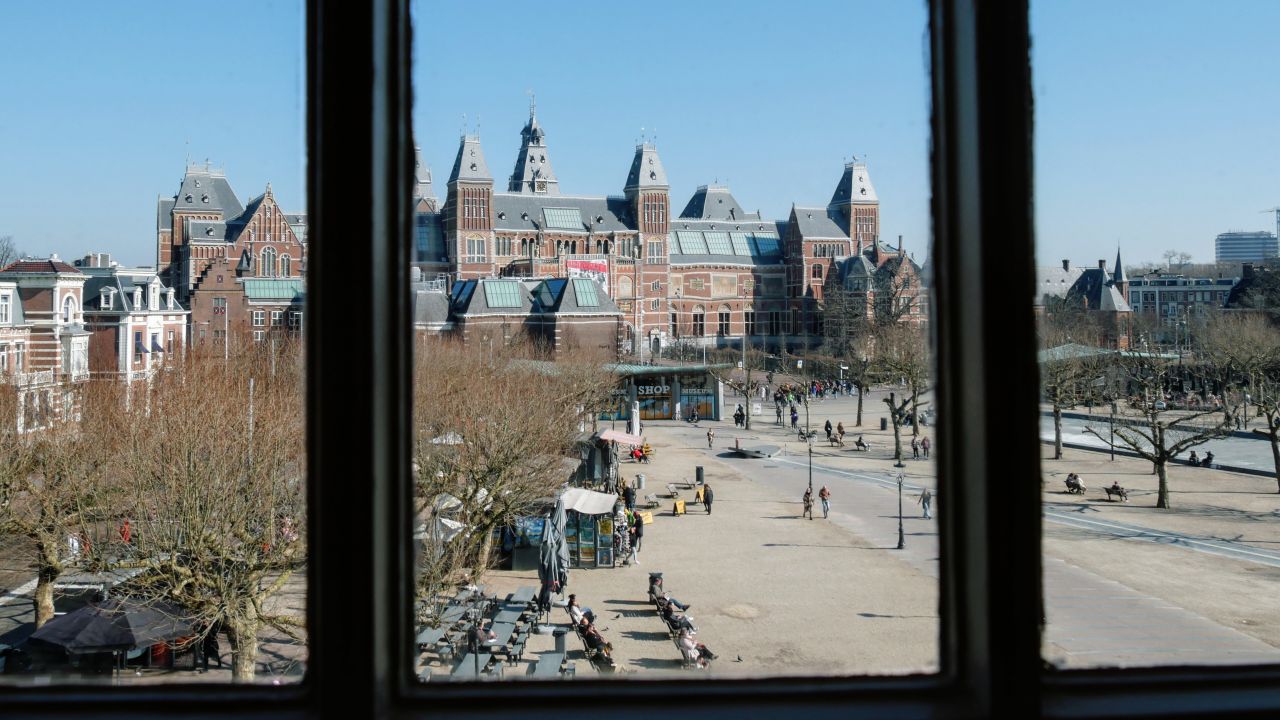 Museumplein Amsterdam 1