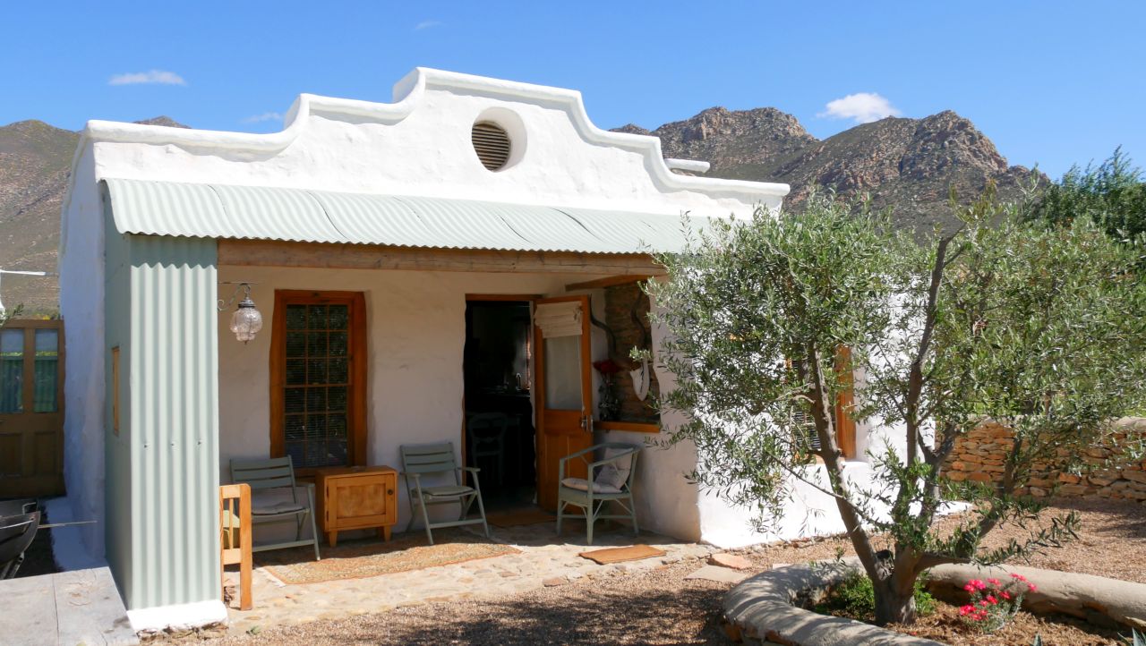 Montagu Olive Stone Farm cottage