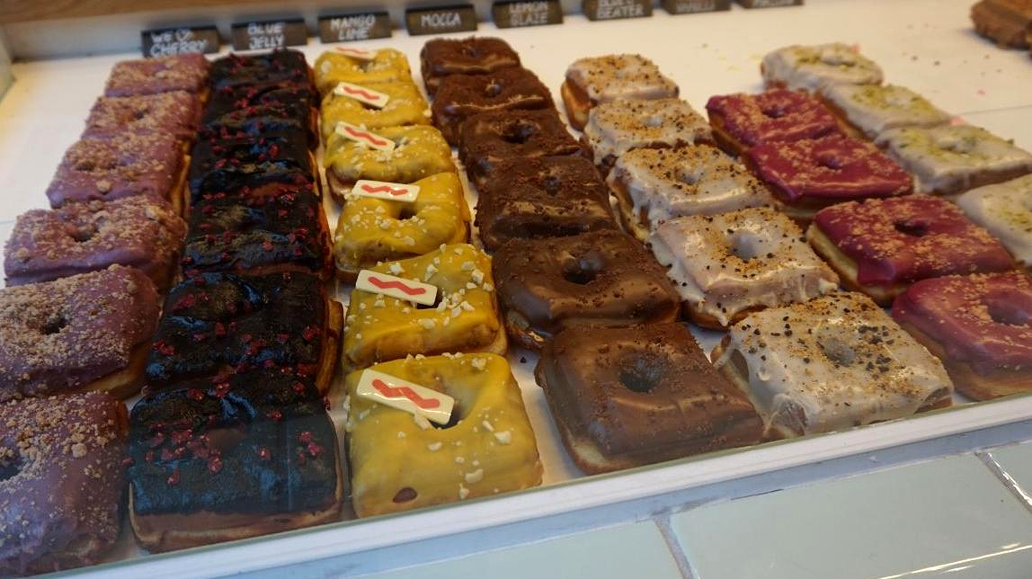 Hotspot Antwerpen Hoeked Donuts