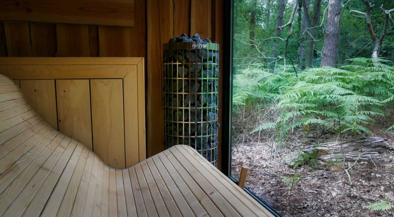 De Bottelroos privé wellness in het bos sauna2