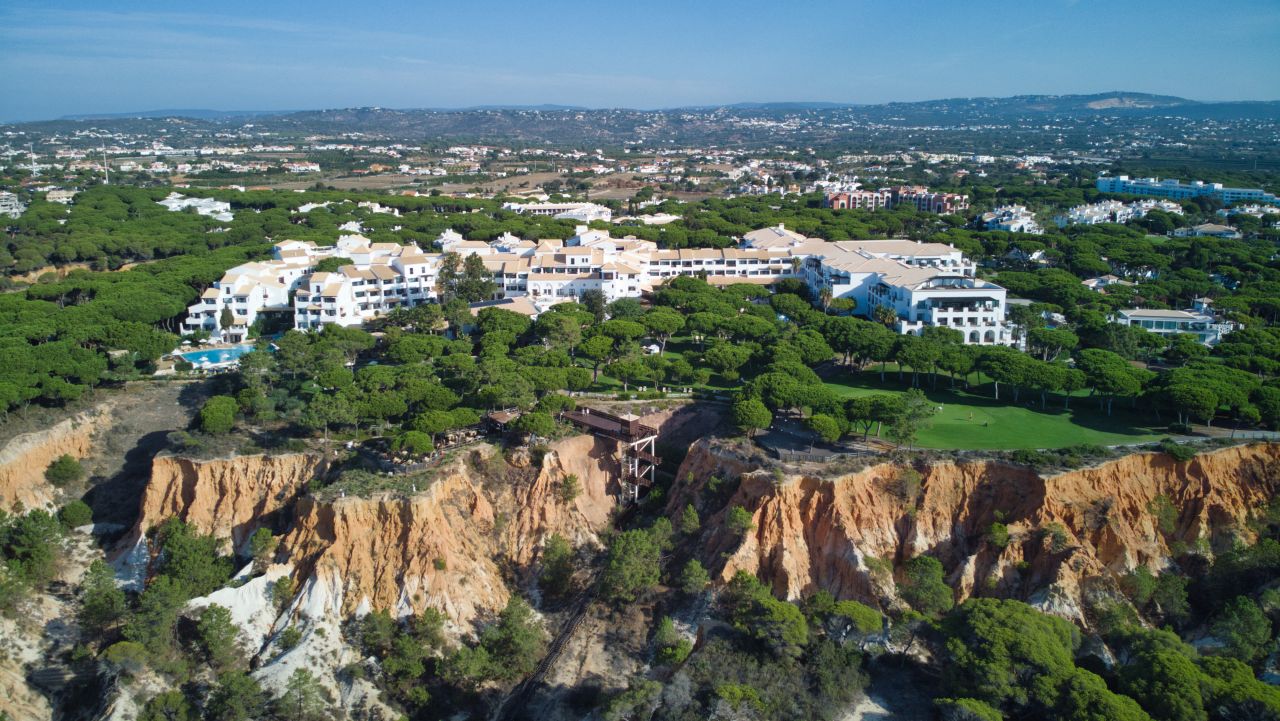 Pine Cliffs Resort Albufeira2